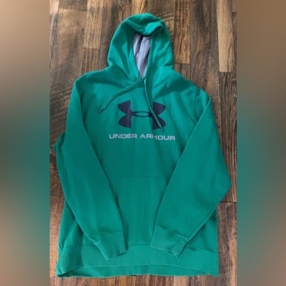 Under Armour Sweatshirt